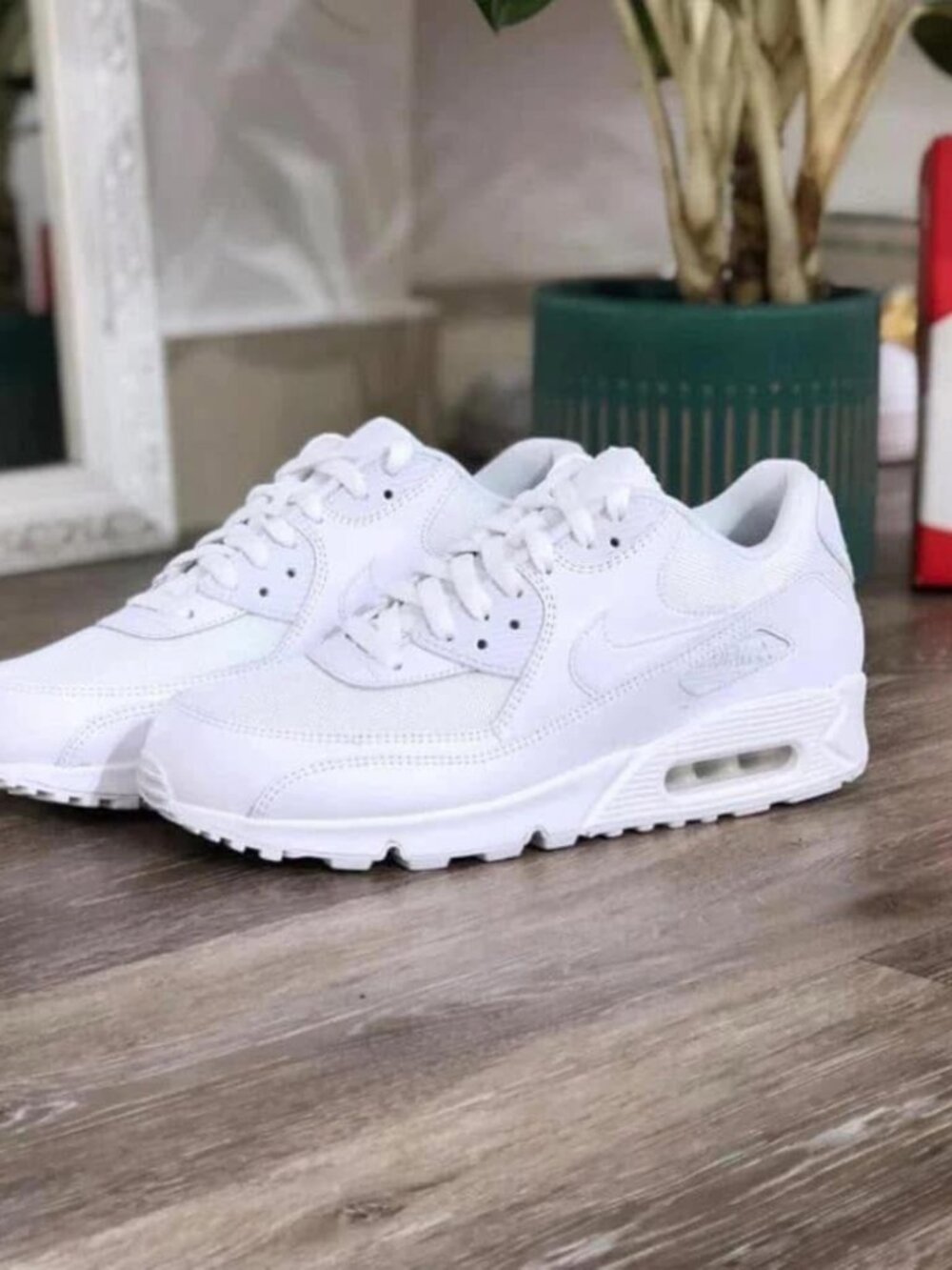 Women's Nike Air Max 90 Shoes - Triple White DH8010-100 - Picture 2 of 9